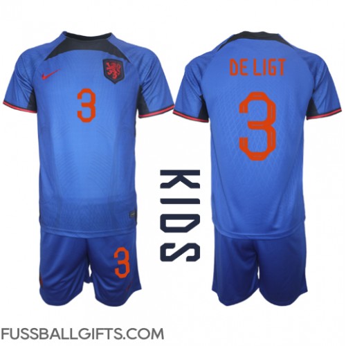 Niederlande Matthijs de Ligt #3 Fußballbekleidung Auswärtstrikot Kinder WM 2022 Kurzarm (+ kurze hosen)